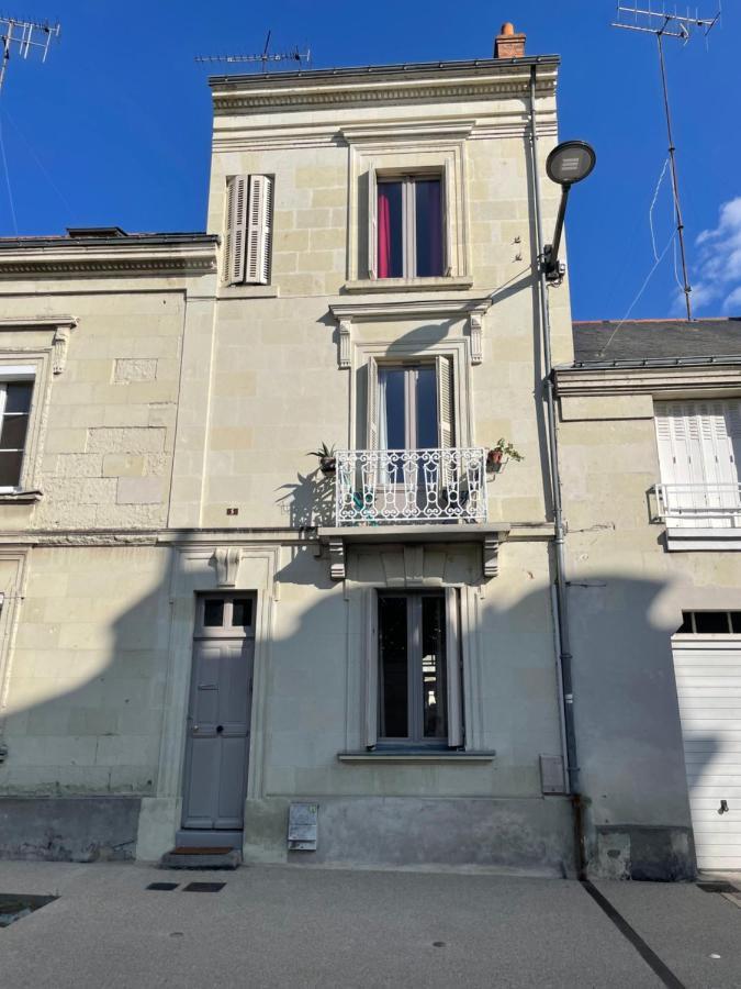 Cosy Flat 2 Eme Etage Vue Chateau Loire A Velo Saumur Bagian luar foto
